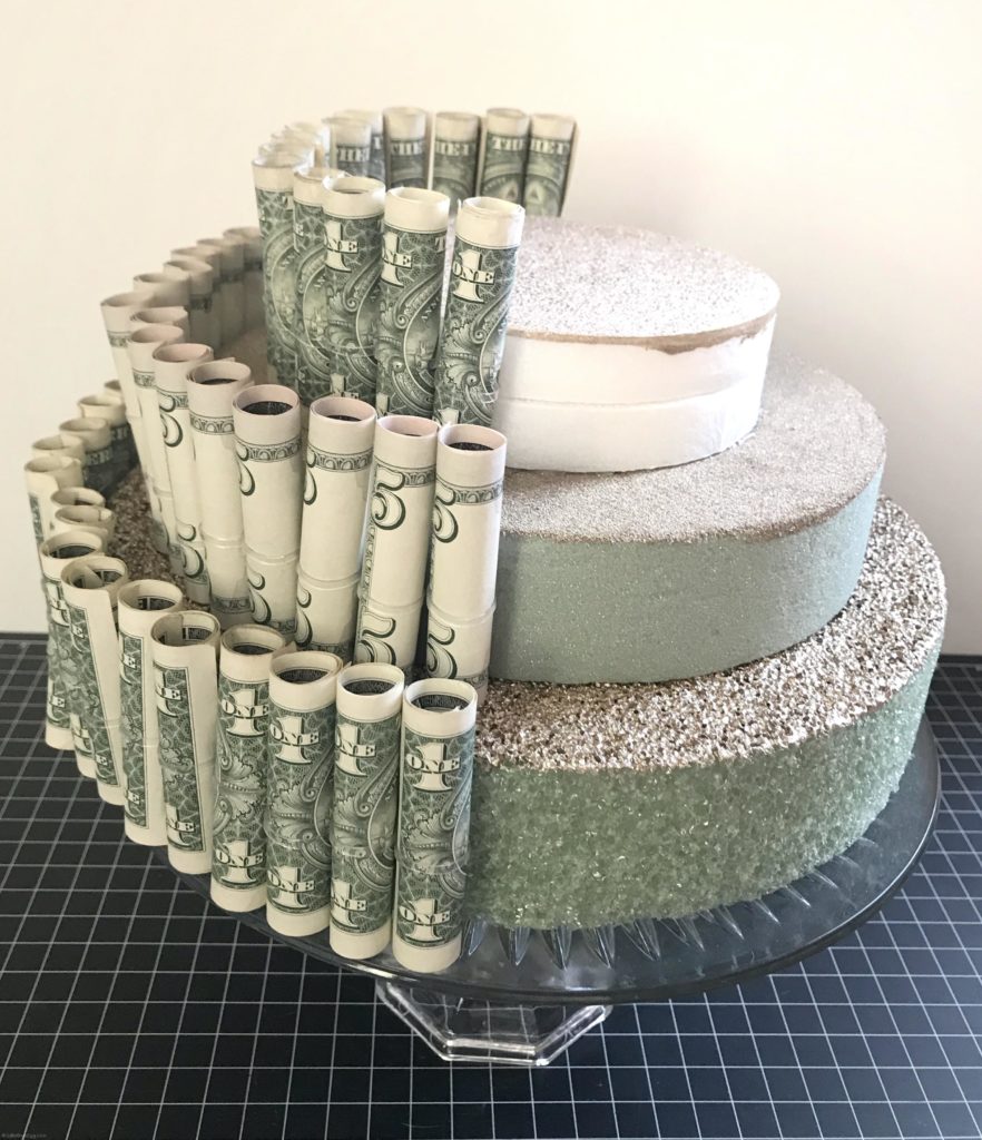 How to Make Money Cake for Graduation 